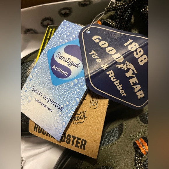 NEW Waterproof Hiking Shoes - Picture 8 of 10